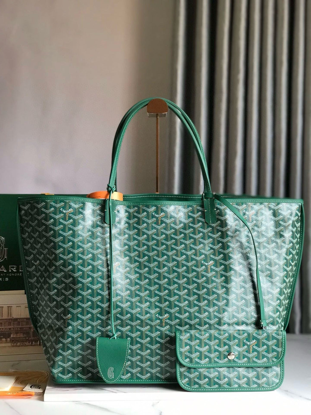 GOY REVERSIBLE ANJOU 39*32*19