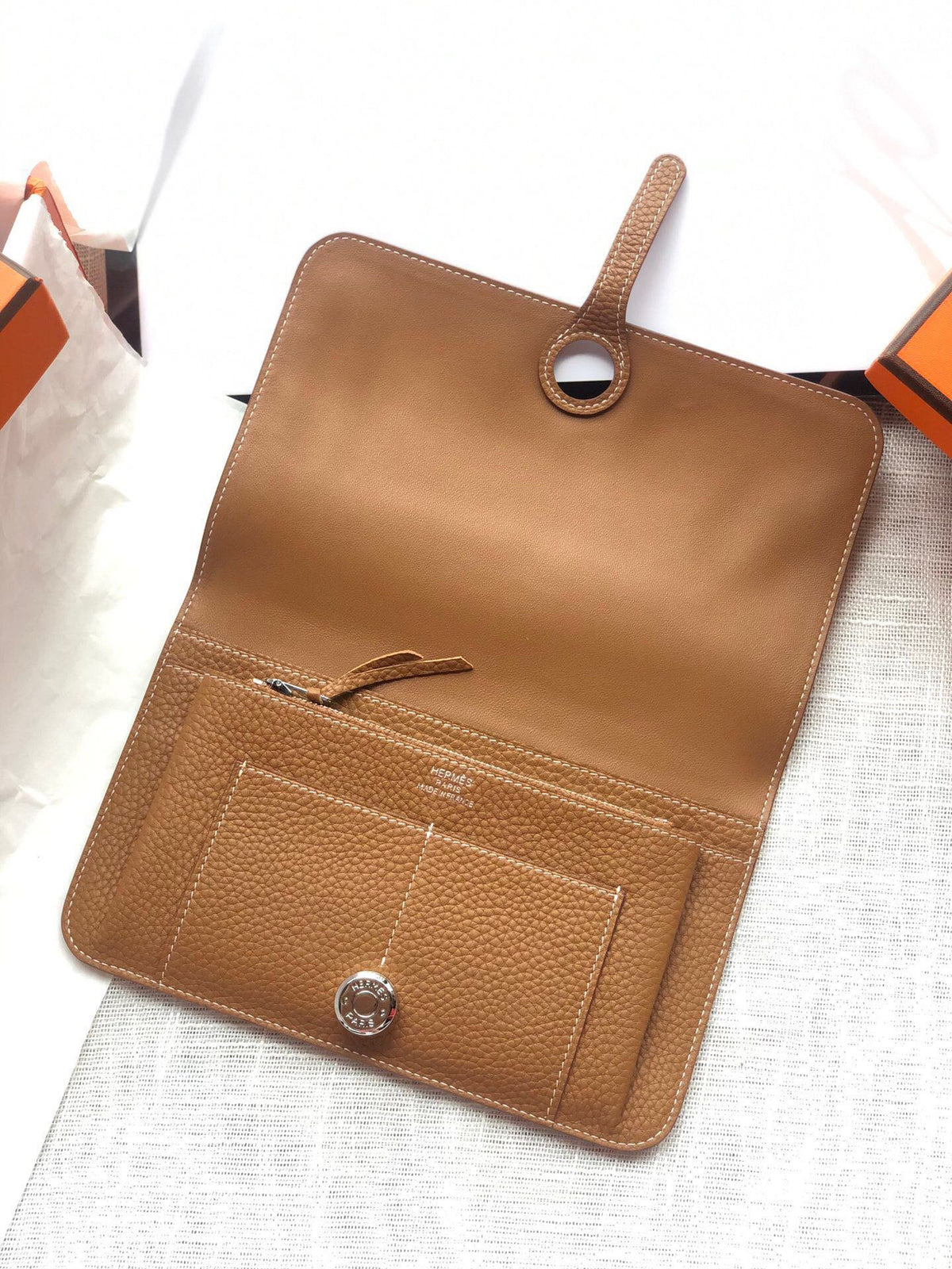 HM Dogon Wallet 20 Tan Togo Shw