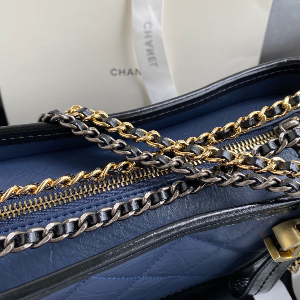 CC GABRIELLE MINI 20 HOBO BAG IN MIDNIGHT BLUE MIX BLACK CALFSKIN