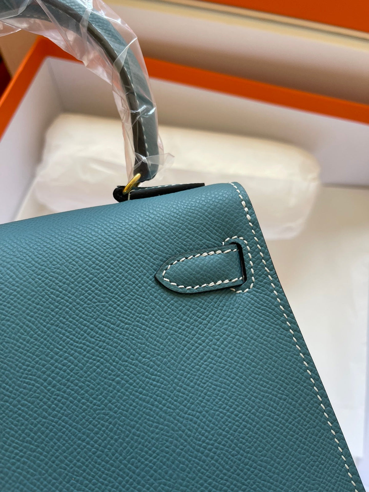 KELLY MINI 20 BAG IN PINE GREEN CALFSKIN WITH GOLD HARDWARE
