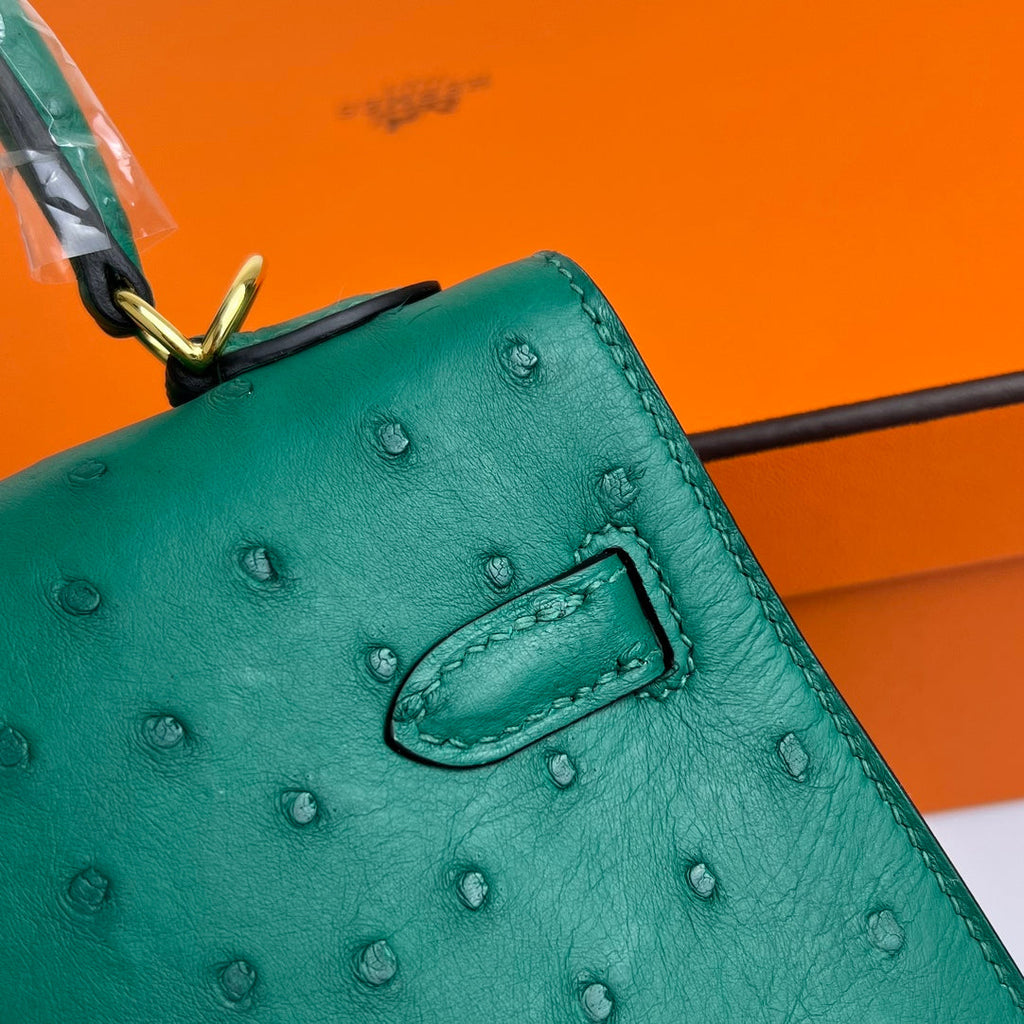 KELLY BAG 20 IN TEAL GREEN OSTRICH LEATHER WITH GOLD HARDWARE