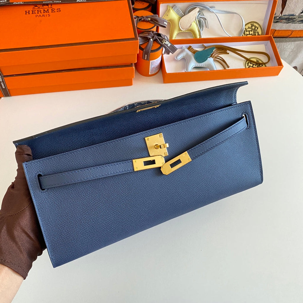 KELLY CUT 31 IN CLASSIC BLUE CALFSKIN WITH GOLD HARDWARE