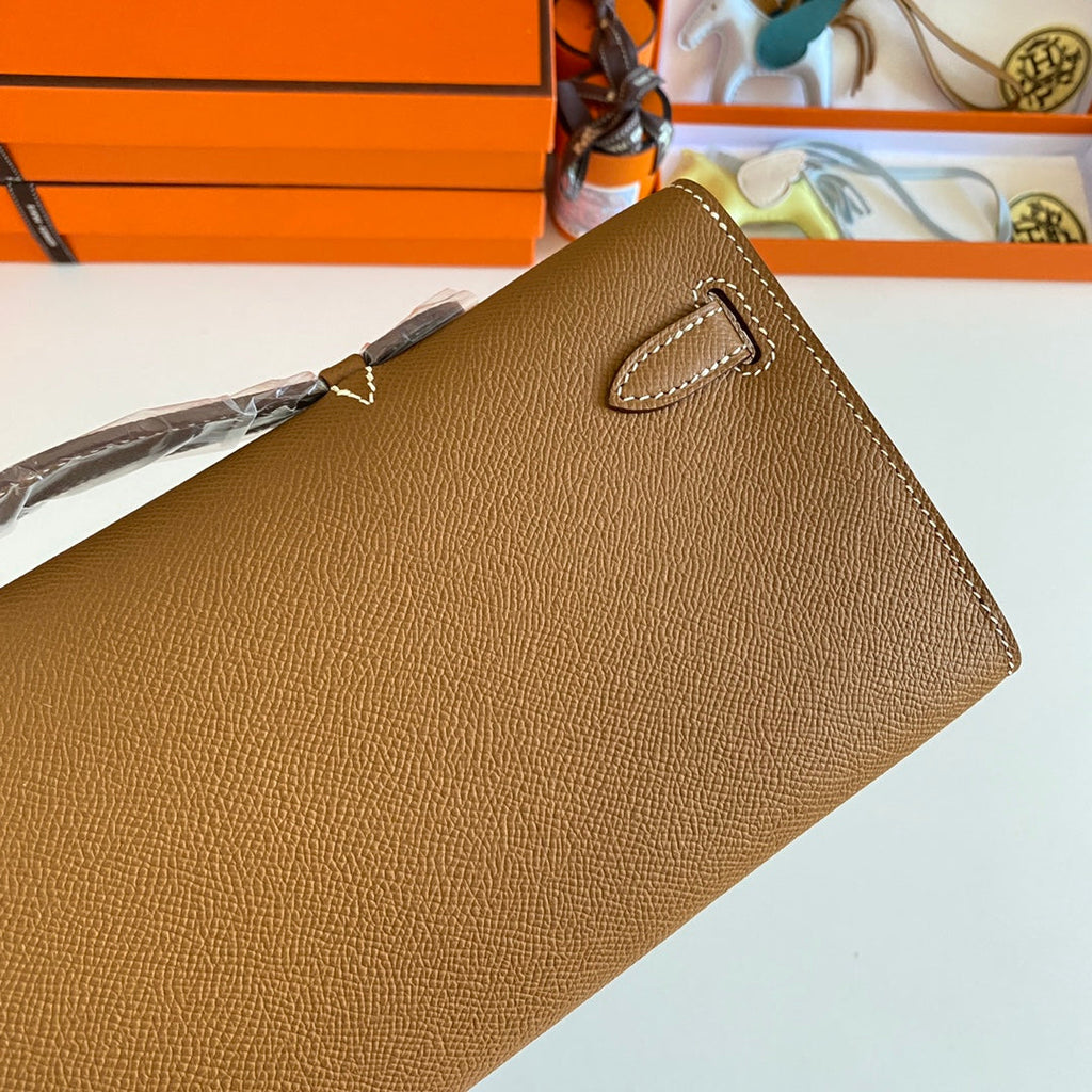 KELLY CUT 31 IN BRONZE BROWN CALFSKIN WITH SILVER HARDWARE