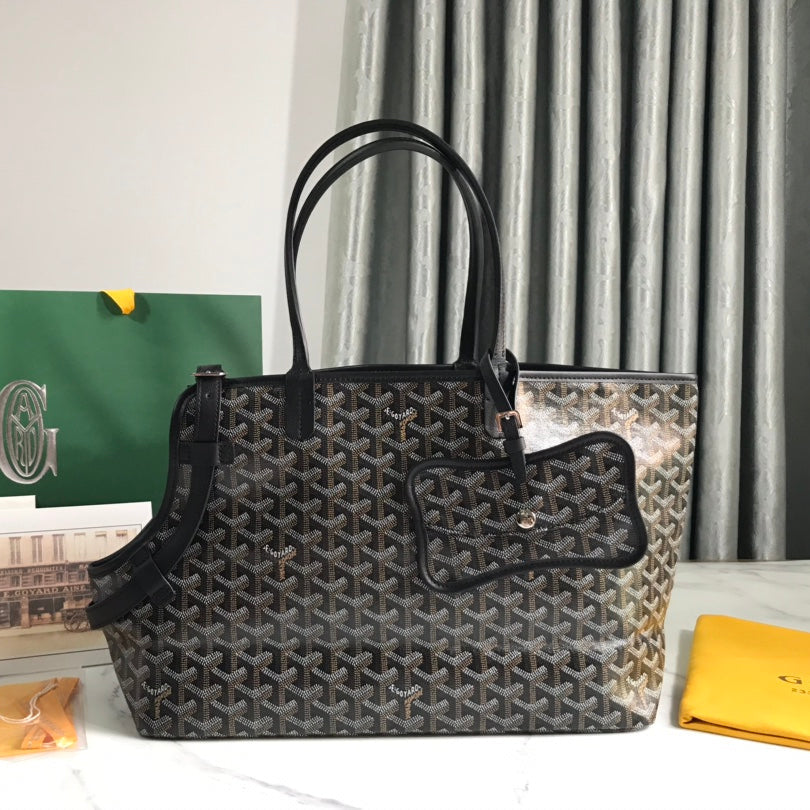 CHIEN GRIS BAG 33 IN BLACK GOYARDINE CANVAS AND TAN CALFSKIN TRIM