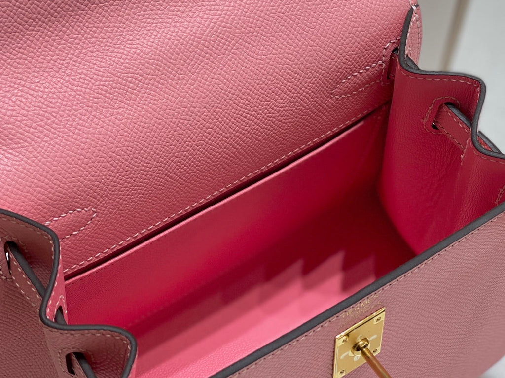 KELLY MINI 20 BAG IN ROUGE PINK CALFSKIN WITH GOLD HARDWARE