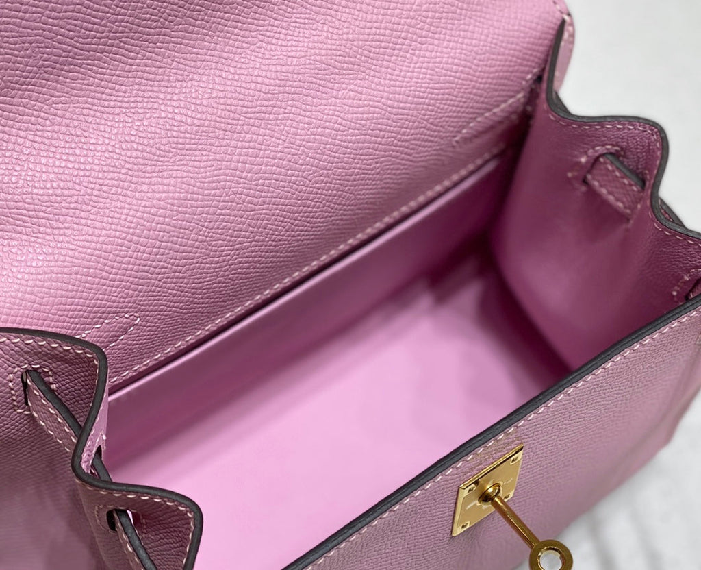 KELLY MINI 20 BAG IN BABY PINK CALFSKIN WITH GOLD HARDWARE