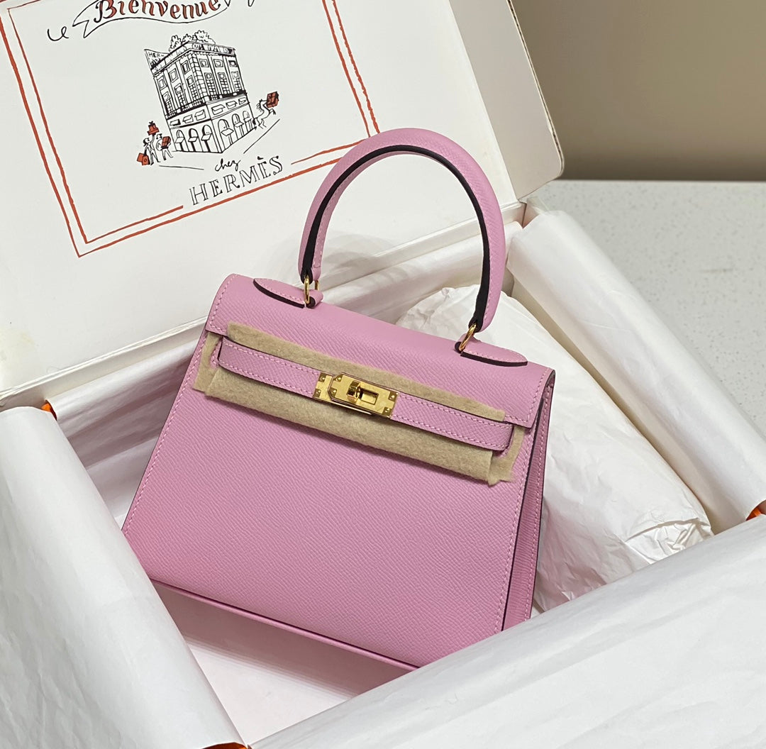 KELLY MINI 20 BAG IN BABY PINK CALFSKIN WITH GOLD HARDWARE