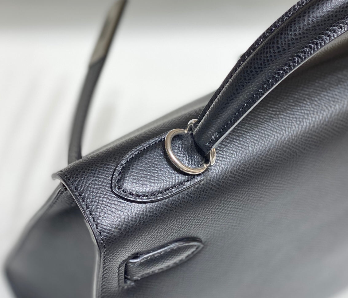 KELLY 28CM IN NOIR EPSOM CALFSKIN SILVER HARDWARE