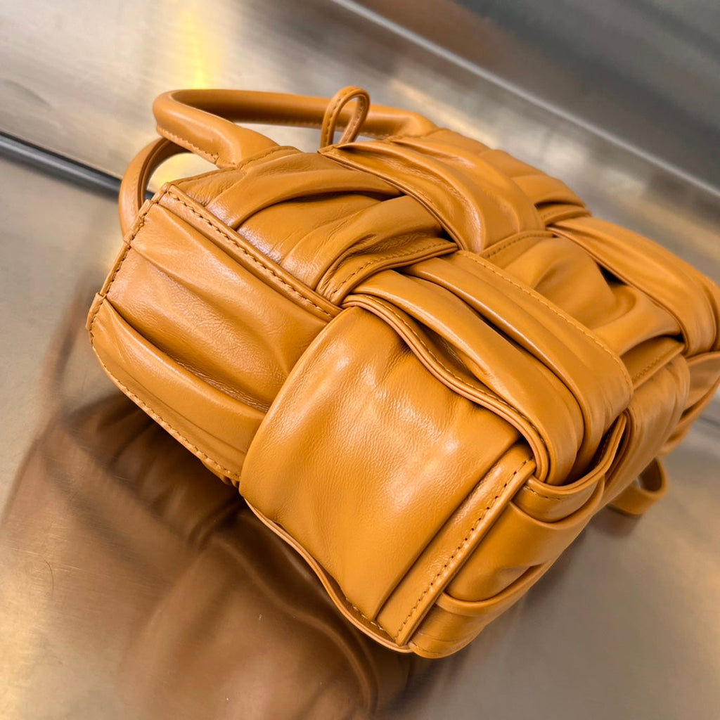 CANDY ARCO TOTE 20 IN RAW SIENNA SOFT LAMBSKIN