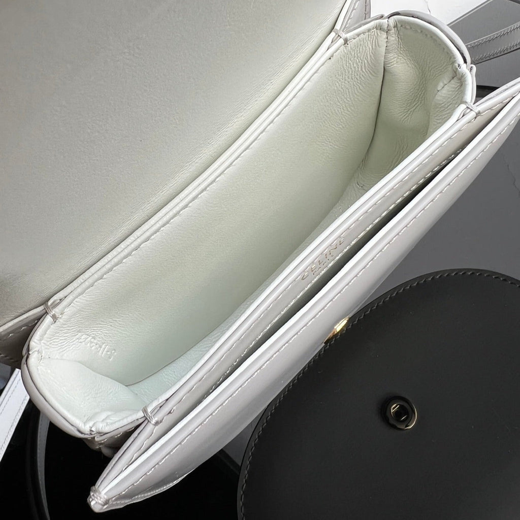 TRIOMPHE SHINY CALFSKIN HANDBAG 18 WHITE