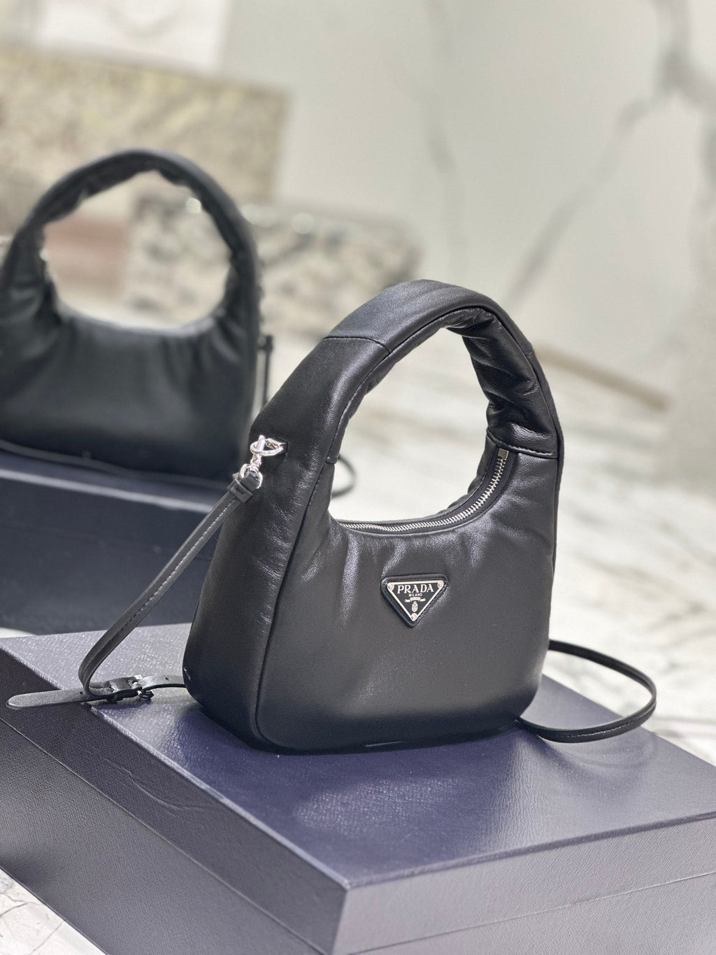HOBO BAG 21 IN BLACK SOFT LAMBSKIN