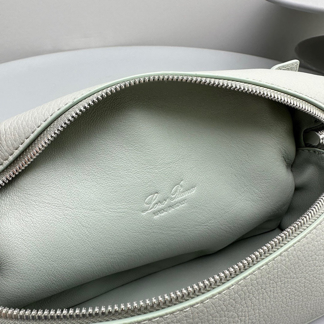 Extra Pocket L19 Sage Cowhide Shw