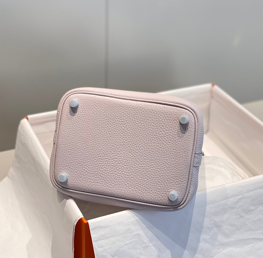 picotin lock 18 soft pink togo shw