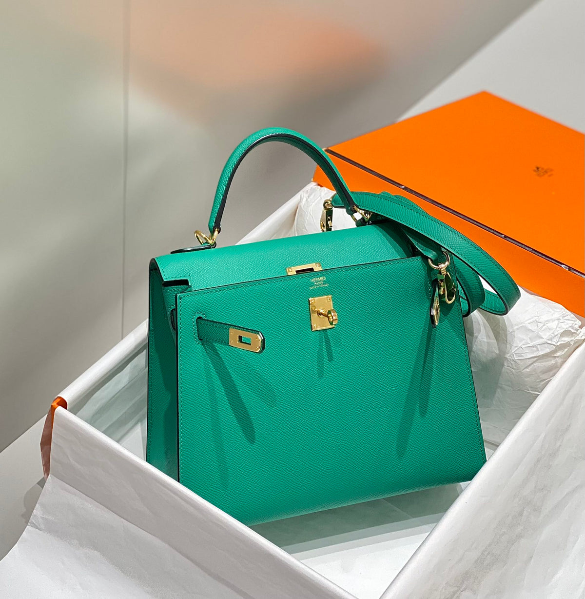 KELLY 25CM IN VERT VERTIGO EPSOM CALFSKIN GOLD HARDWARE