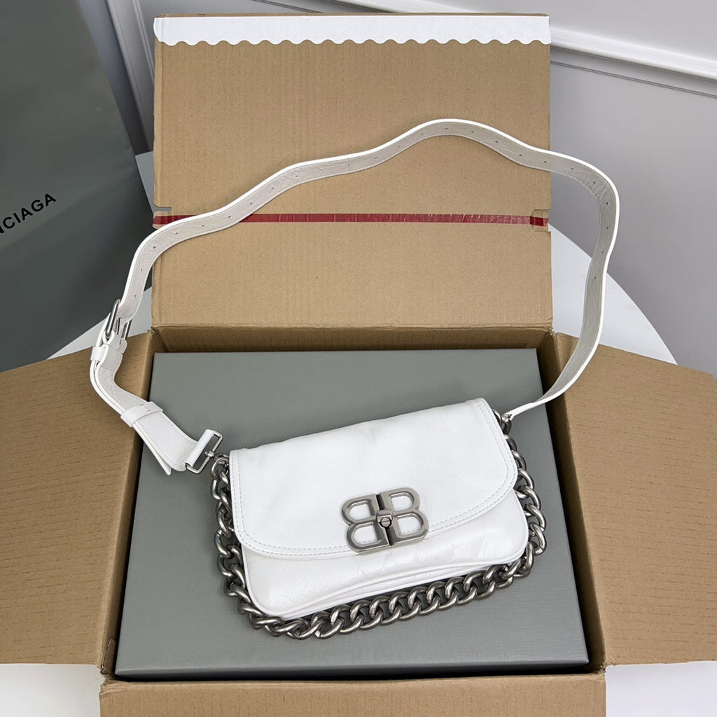 BB SOFT FLAP BAG 24 IN WHITE PEACH CALFSKIN SILVER HARDWARE