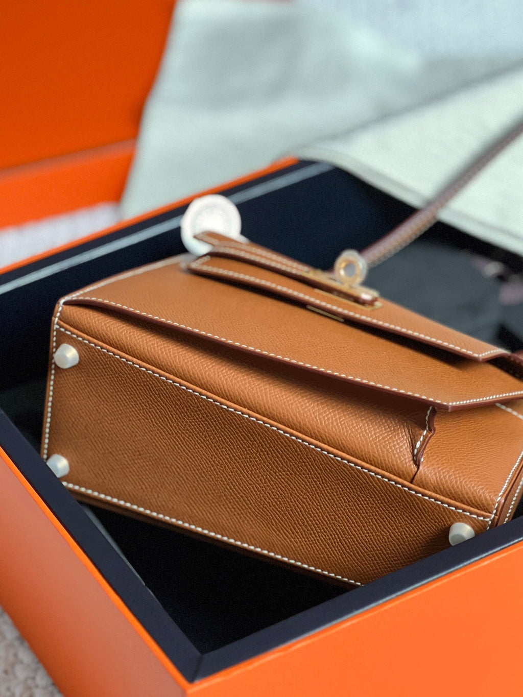 KELLY DESORDRE 20 IN BRONZE BROWN EPSOM LEATHER WITH GOLD HARDWARE