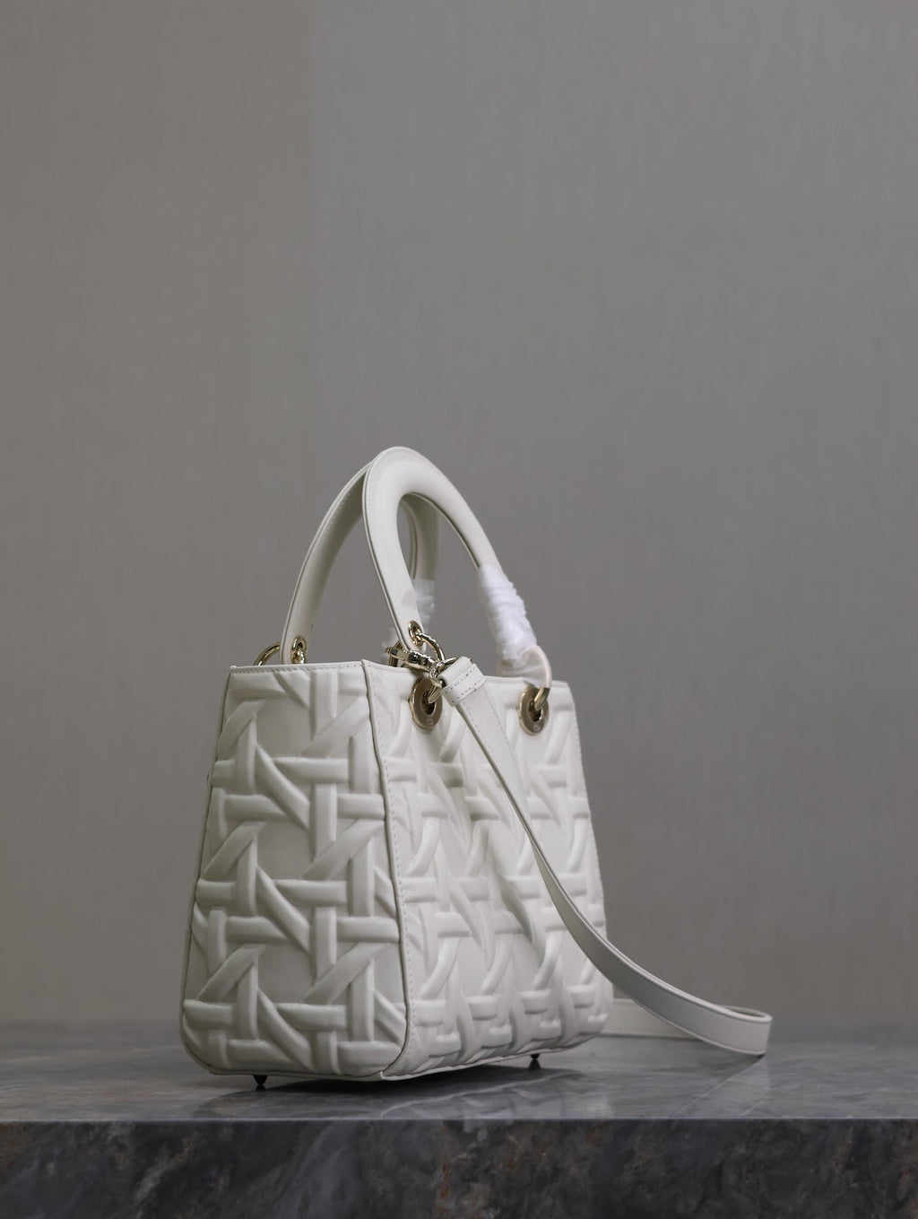 LADY BAG 24 IN WHITE GRAPHIC CANNAGE CALFSKIN PALE GOLD-FINISH METAL CHARMS