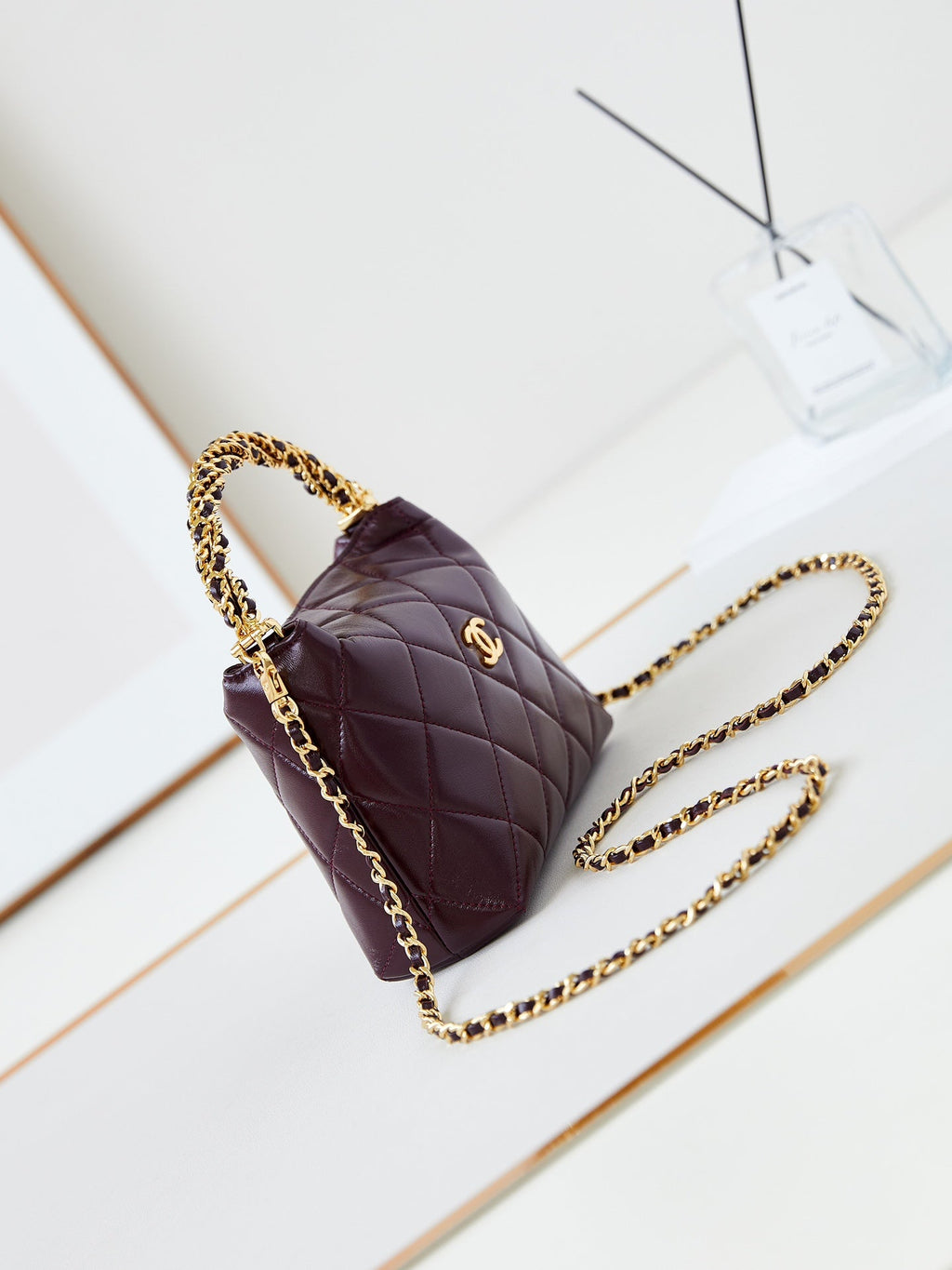HOBO BAG 18 IN WINE RED SOFT LAMBSKIN GOLD CHAIN