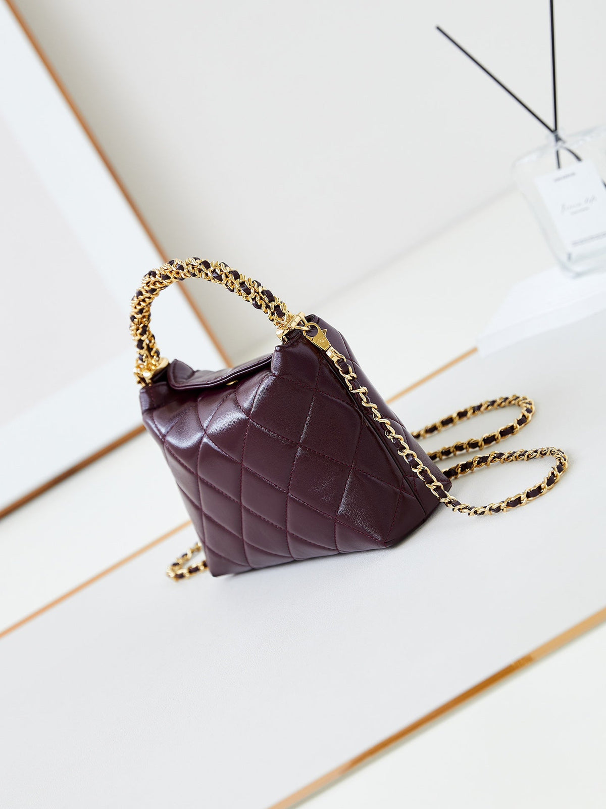 HOBO BAG 18 IN WINE RED SOFT LAMBSKIN GOLD CHAIN
