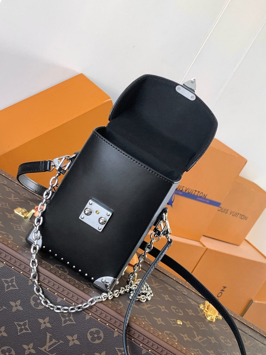 CAMERA BOX VIVE BAG 17 IN BLACK MONOGRAM CALFSKIN SILVER-TONE METALLIC