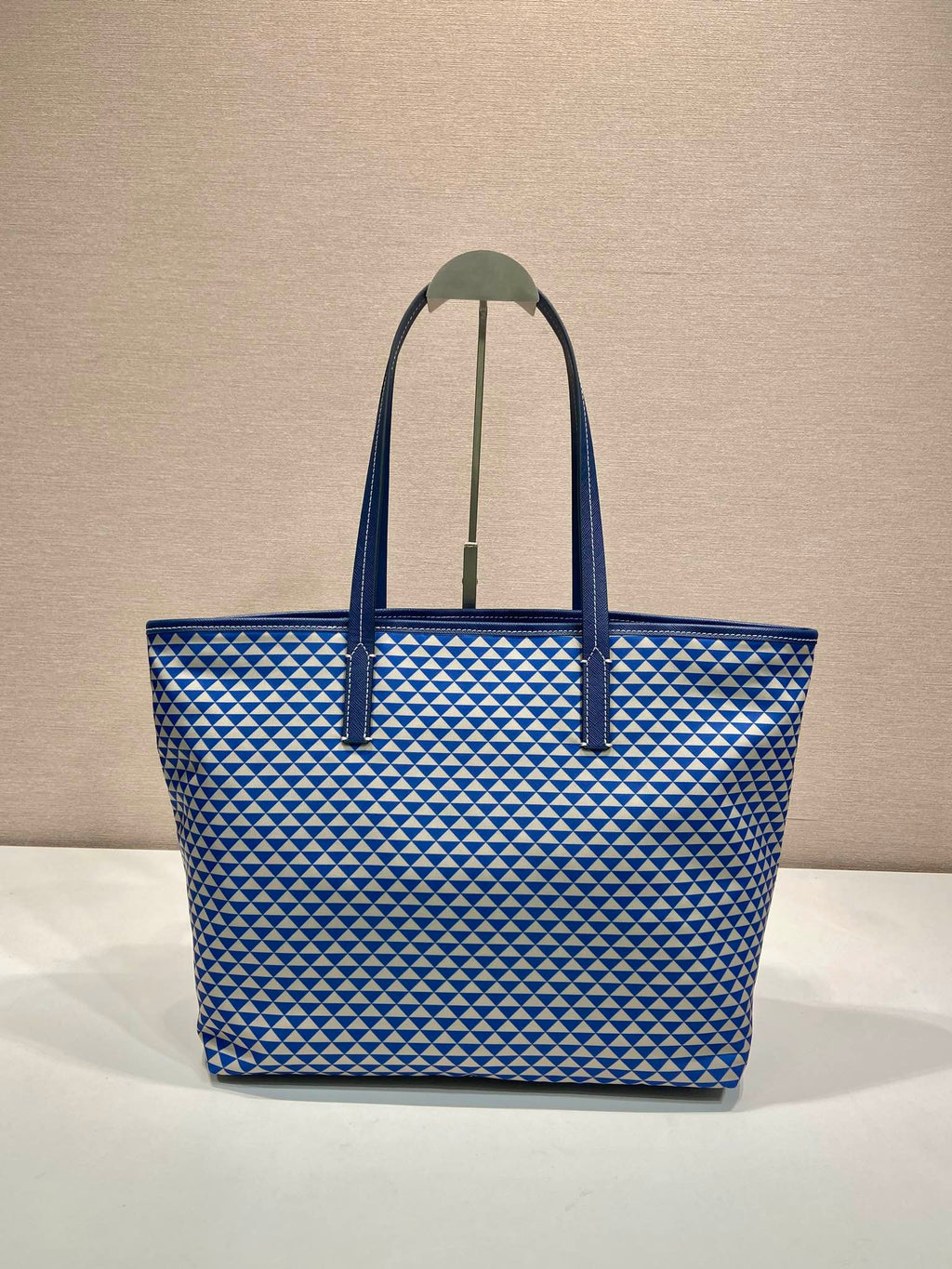 TOTE BAG 33 IN BLUE MIX WHITE TRIANGLE PATTERN EMBROIDERED FABRIC