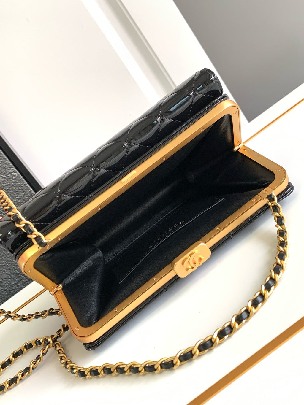 CHA 23K Handbag