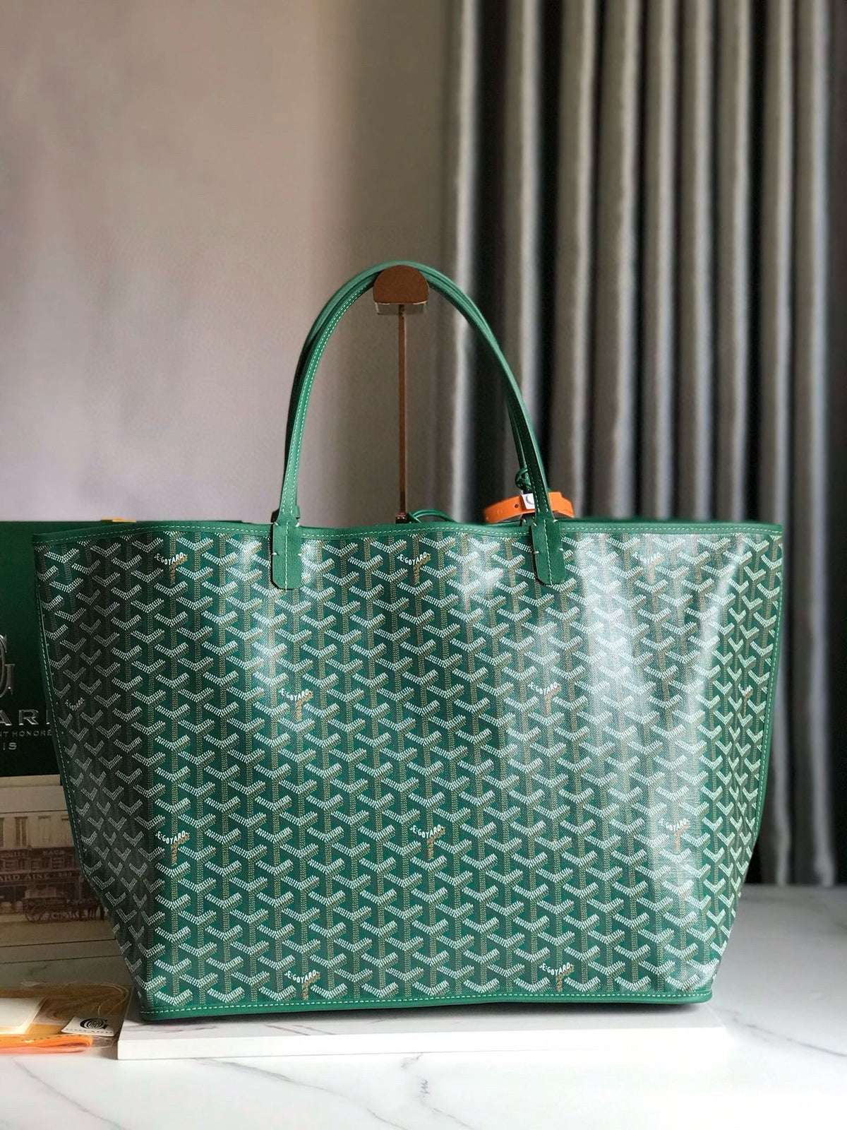GOY REVERSIBLE ANJOU 39*32*19