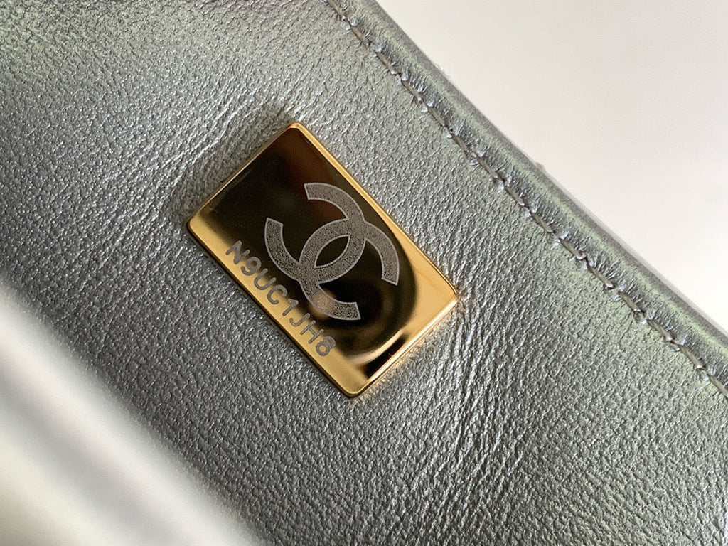 CHA 24C CF Mini Bag