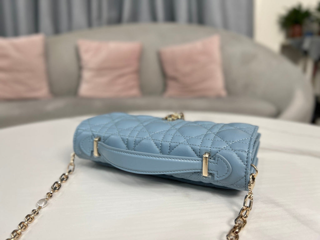 DIO Miss DIO Handbag (21cm)