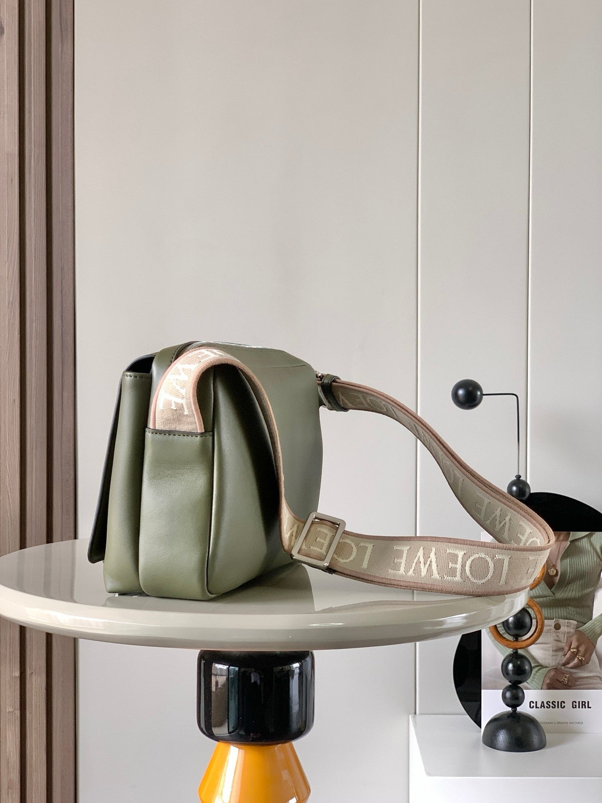 LO Messenger Bag