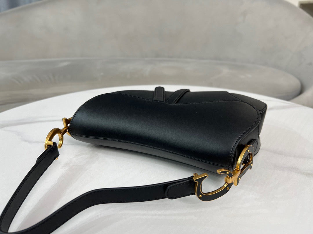 DIO Saddle Bag (25.5cm)