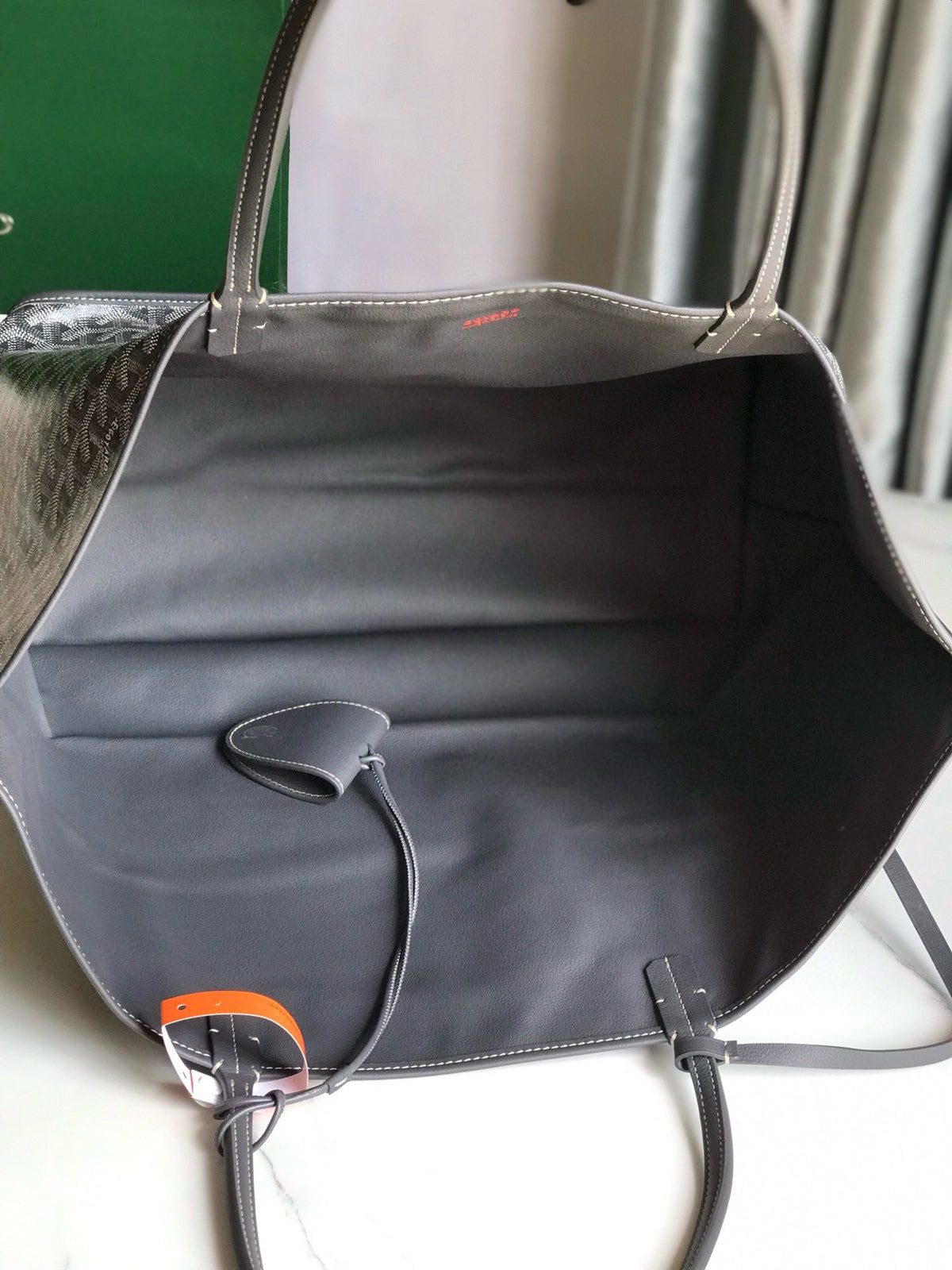GOY REVERSIBLE ANJOU 39*32*19