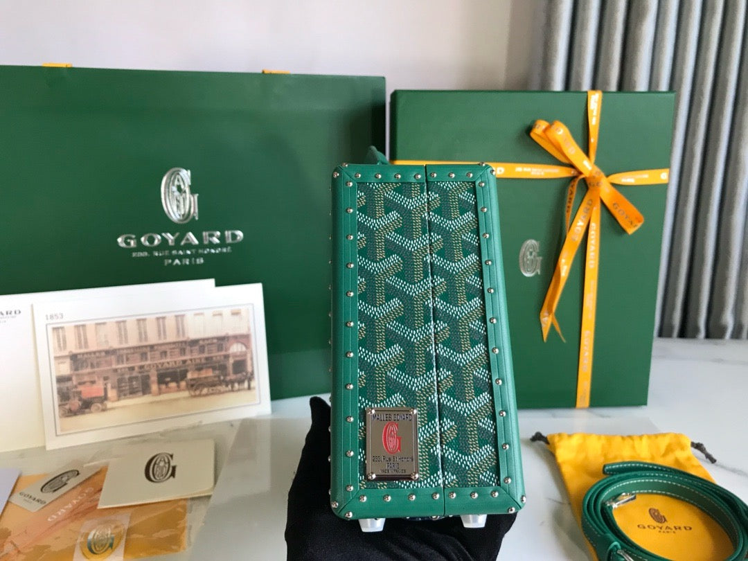 GOY Grand H√¥tel 24.5x7.5x17cm