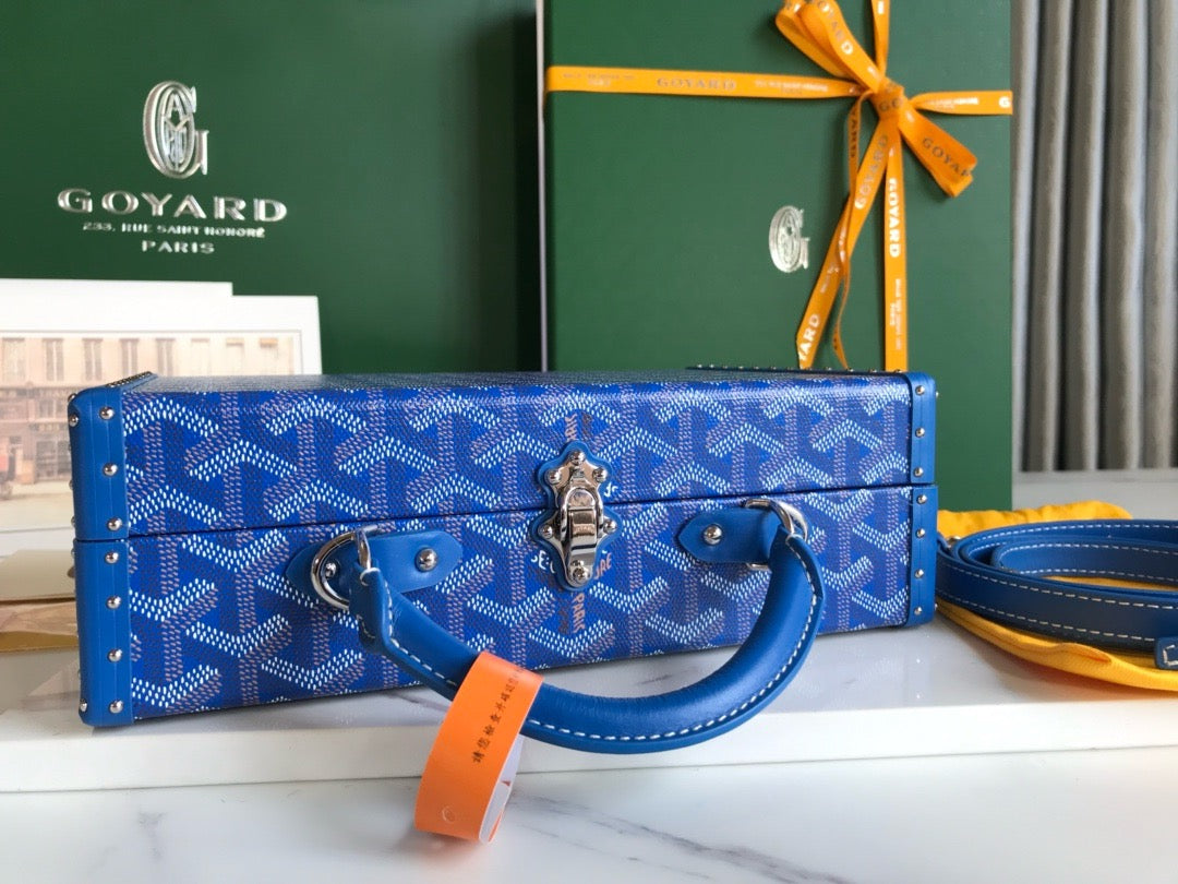 GOY Grand H√¥tel 24.5x7.5x17cm