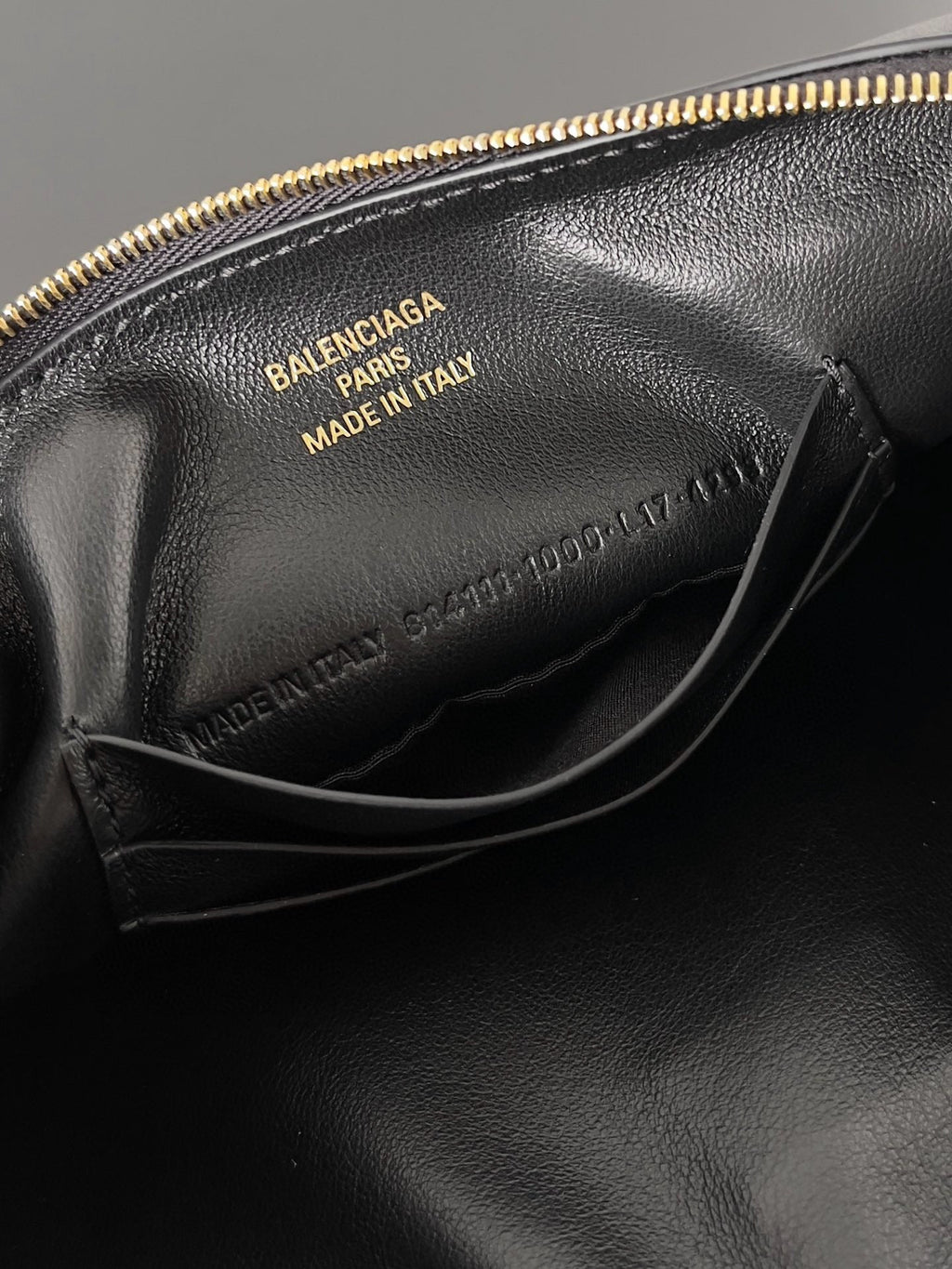 RODEO 22 IN BLACK CALFSKIN GOLD HARDWARE