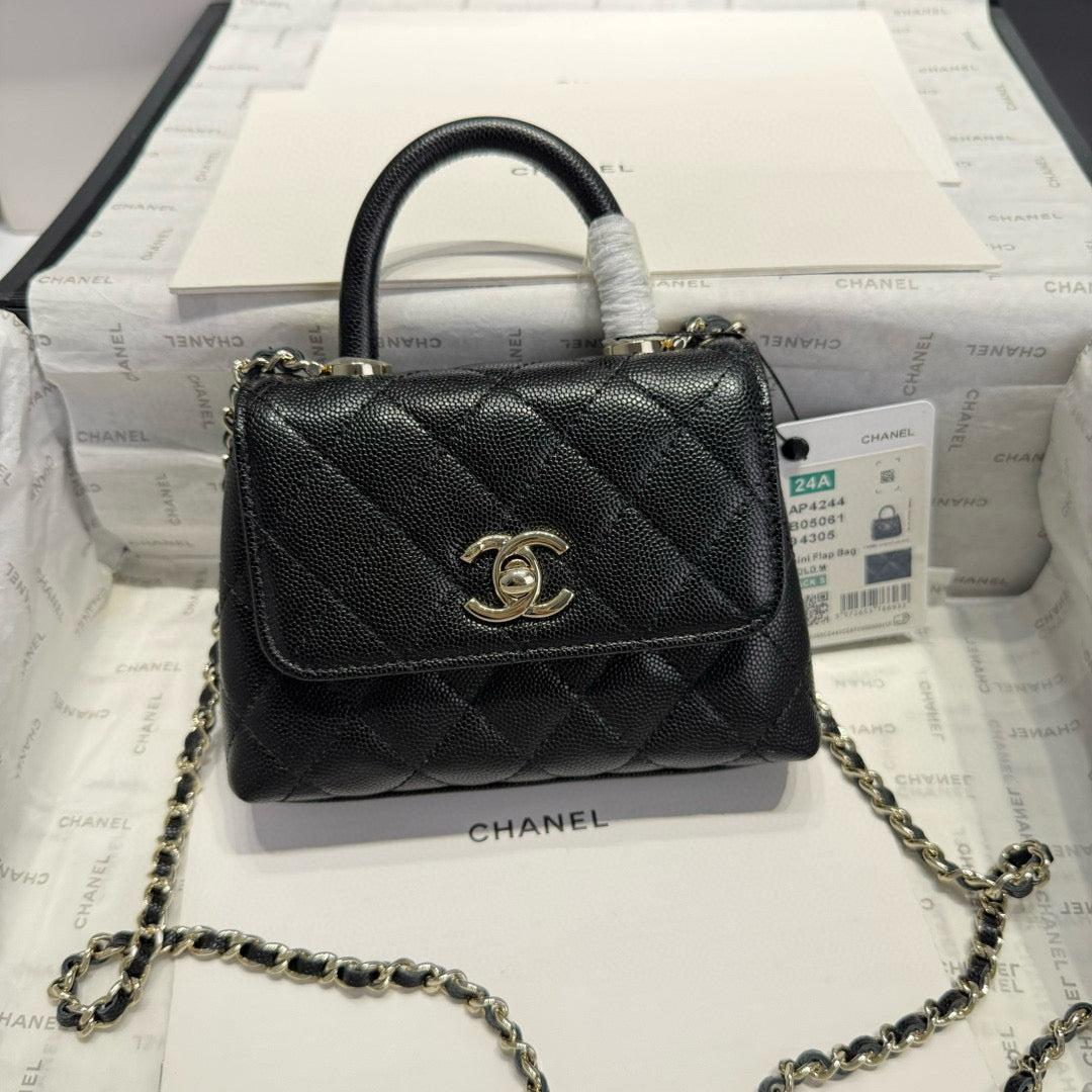 MINI FLAP BAG 14 IN BLACK GRAINED CALFSKIN GOLD HARDWARE