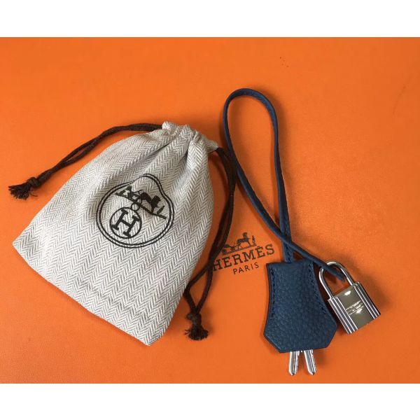 HERM Picotin Lock 18 Bag In Blue Agate Clemence Leather