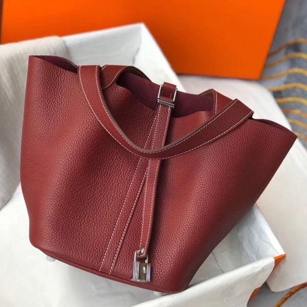 HERM Picotin Lock 22 Bag In Bordeaux Clemence Leather