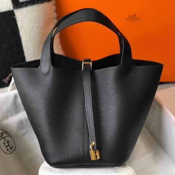 HERM Picotin Lock 22 Bag In Black Clemence Leather