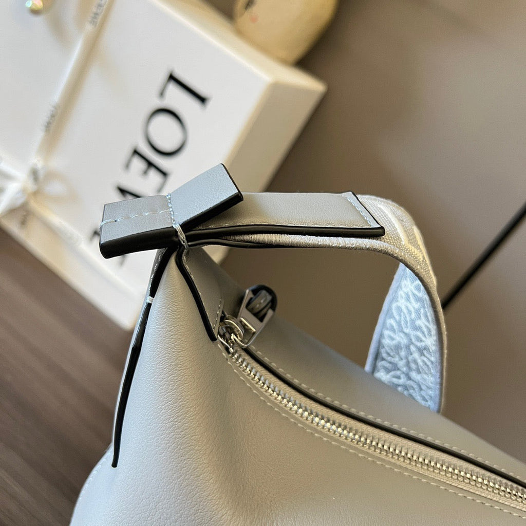LO Messenger Bag