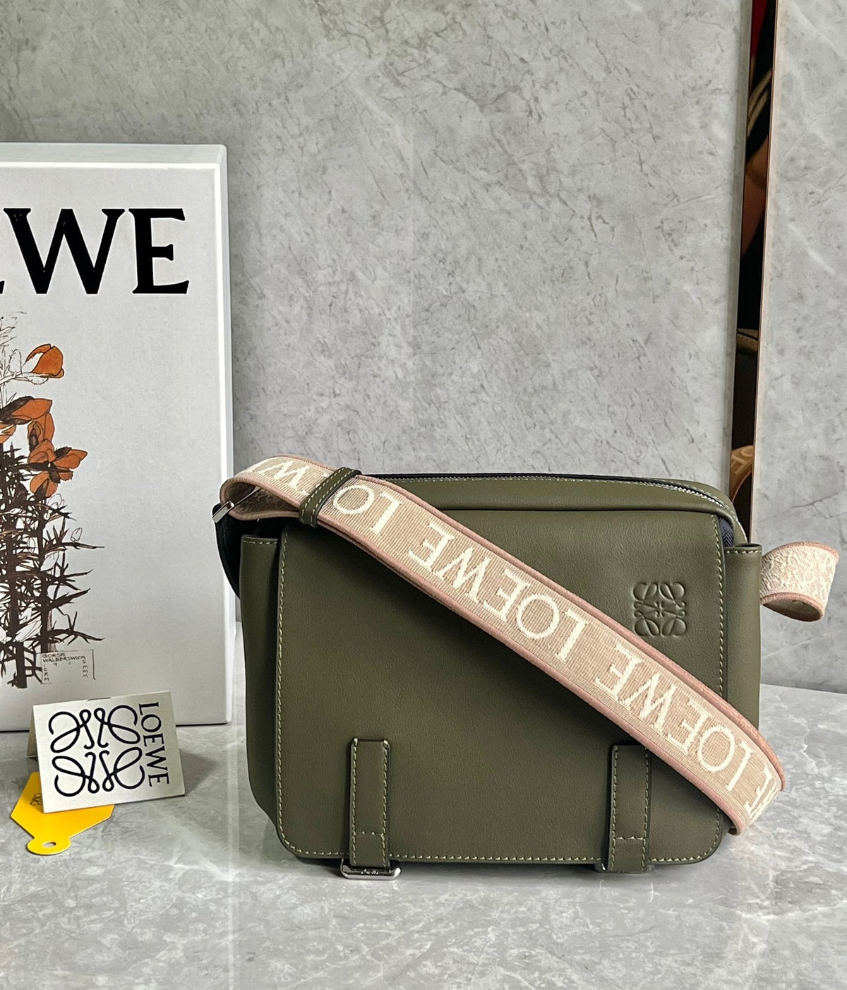 LO Messenger Bag