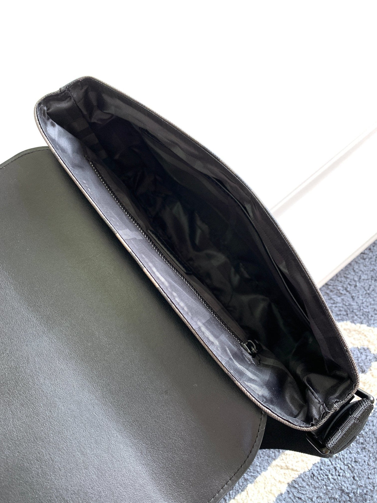 BURB Messenger Bag