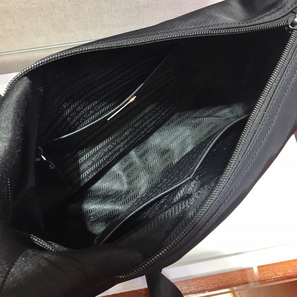 PRA Messenger Bag