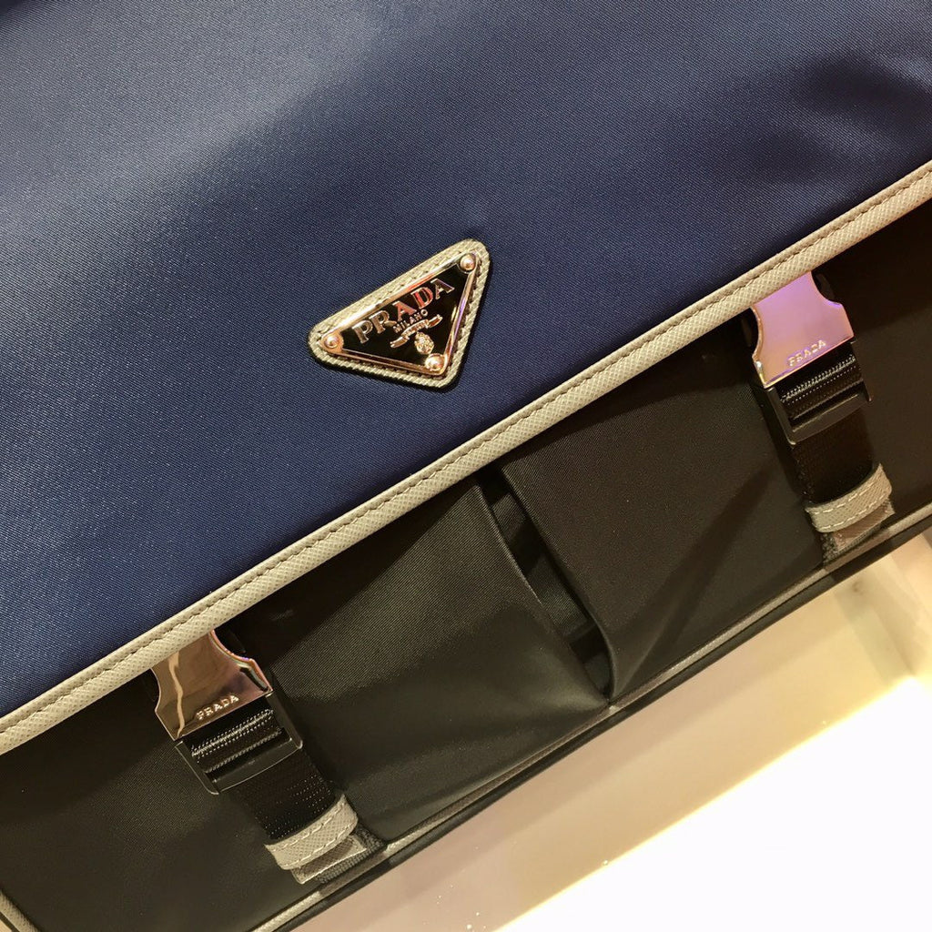 PRA Messenger Bag