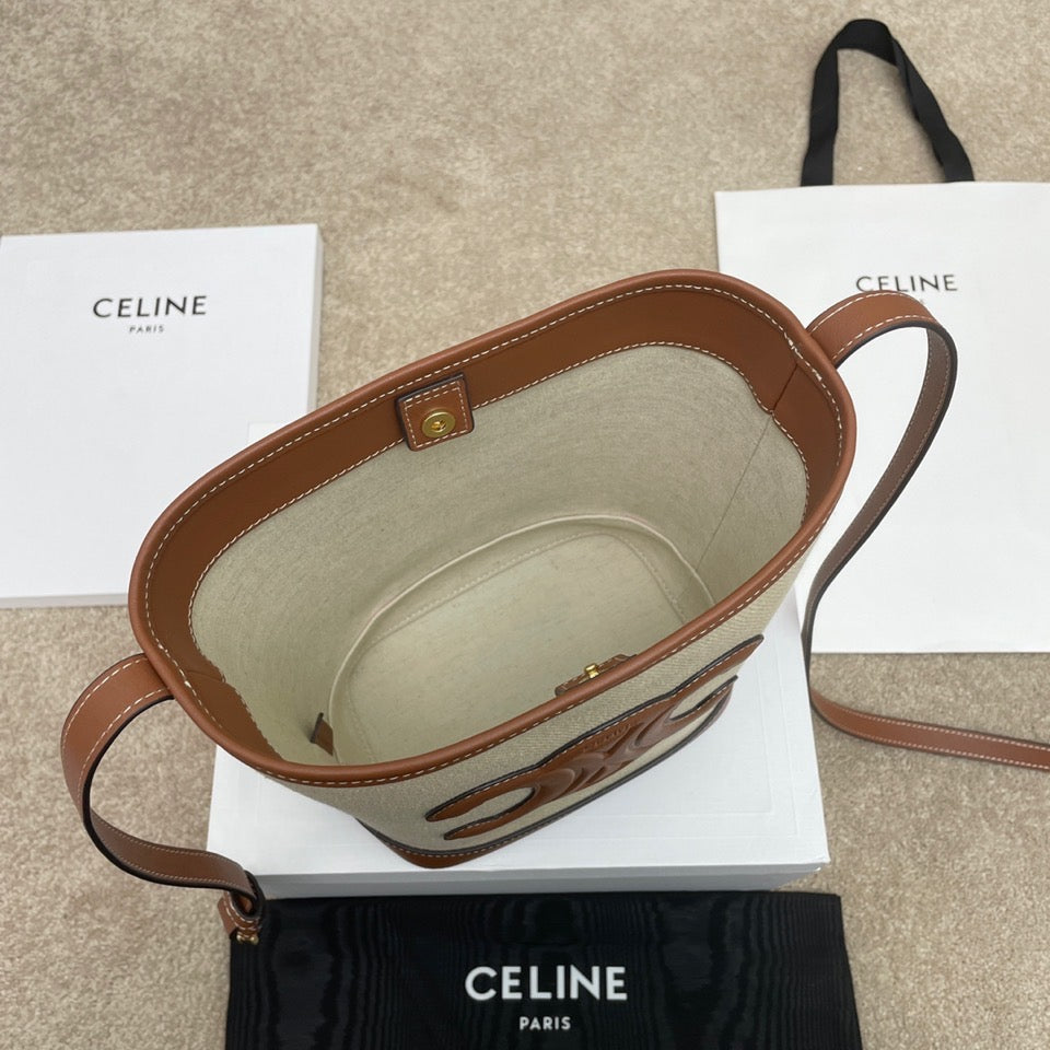 CEL Triomphe Bucket