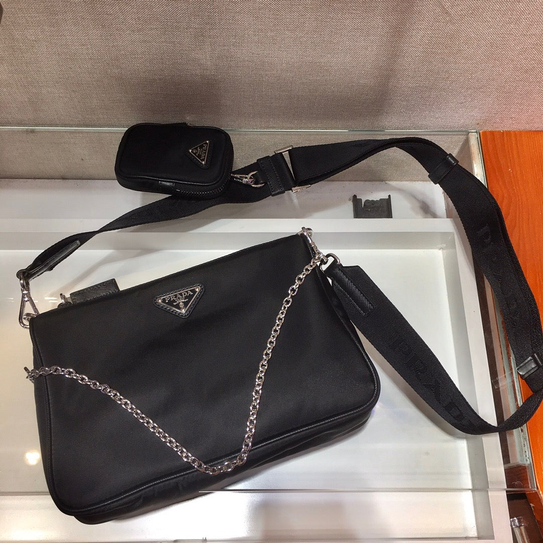 PRA Messenger Bag
