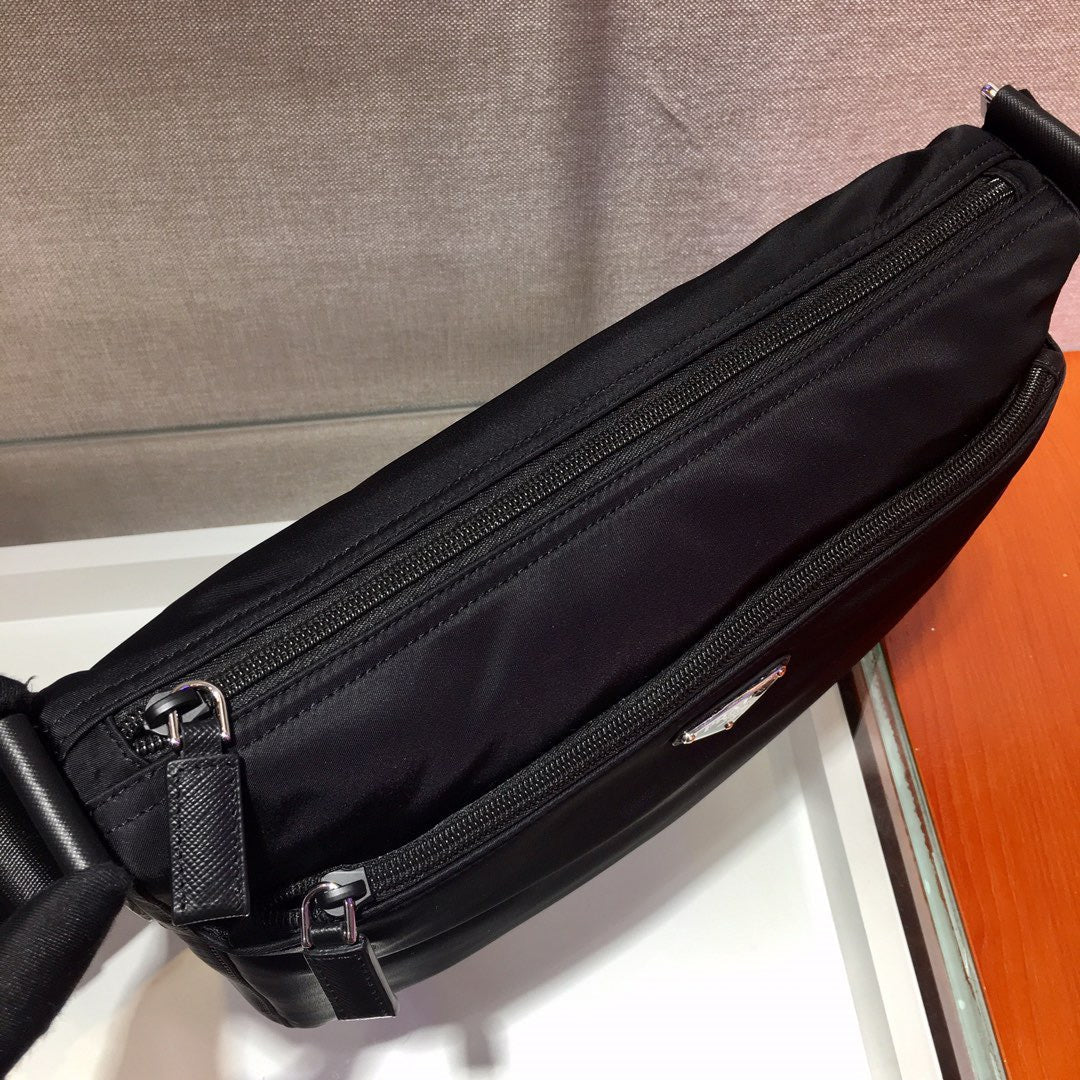 PRA Messenger Bag