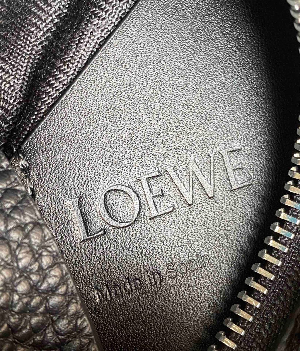 LO Sling Bag