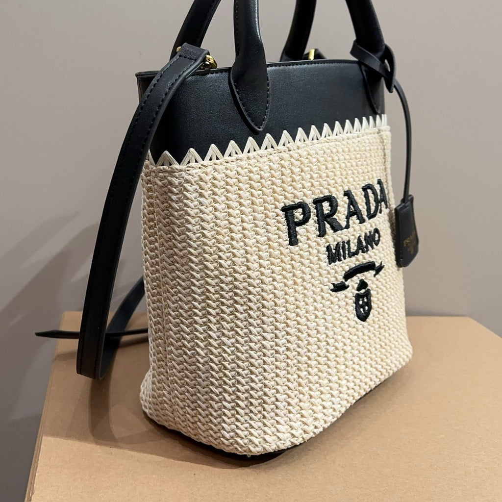 CROCHET TOTE BAG 23 IN BEIGE WOVEN RAFFIA WITH BLACK CALFSKIN STRAP