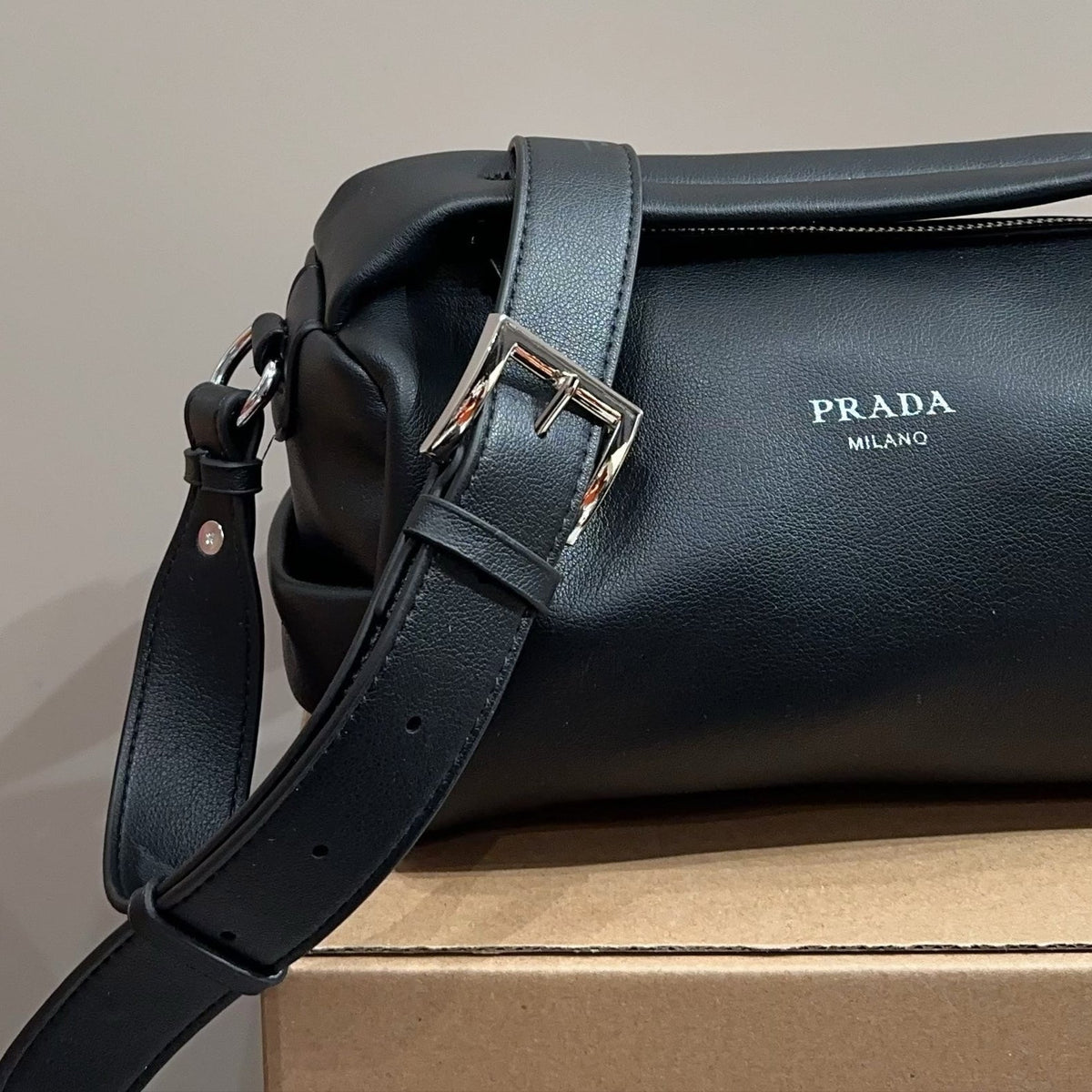 NOLITA CYLINDER BAG 22 IN BLACK SHINY LAMBSKIN